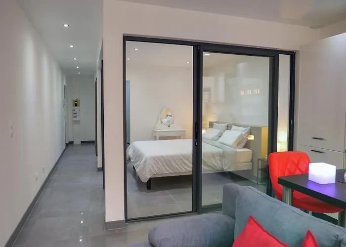 Le Drouhouse + Parking Privé Apartamento